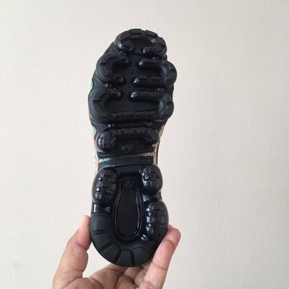 Nike Air Vapormax Flyknit 3 - Picture 7 of 8